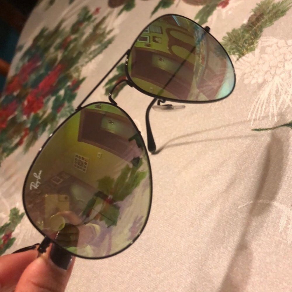 Black Ray Ban Aviators